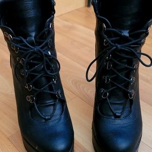 Shoedazzle Aziza black size 11